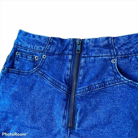 Urban Outfiters BDG super Hi rise jean shorts - Picture 2 of 7